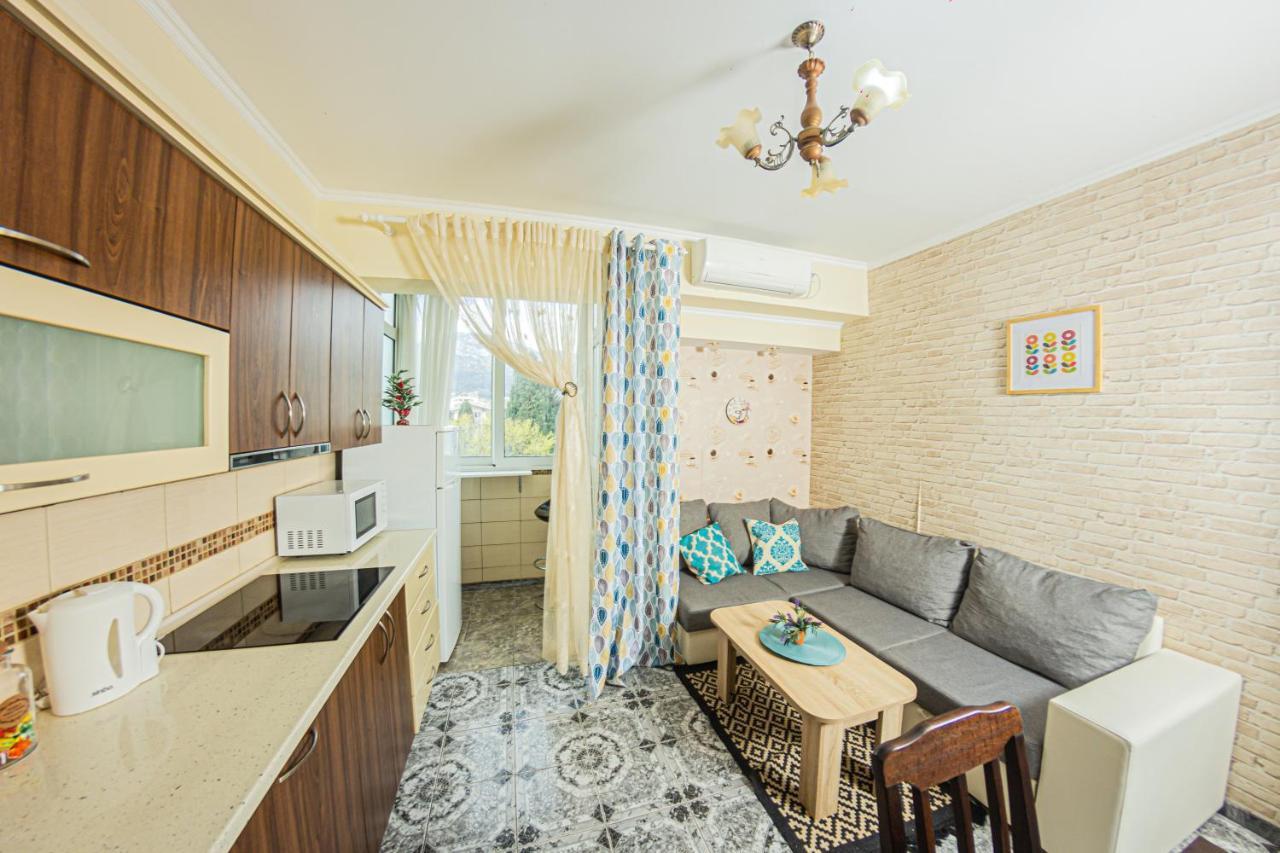 Apartment Emili City Center Bar Exteriér fotografie